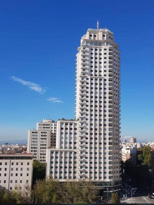Impresionante Apartamento En Edificio De Lujo Selton Plaza Espana Daire Madrid Dış mekan fotoğraf