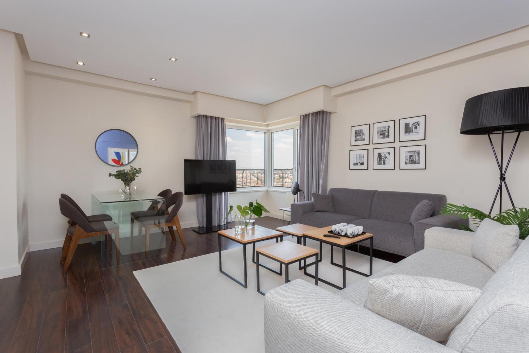 Impresionante Apartamento En Edificio De Lujo Selton Plaza Espana Daire Madrid Dış mekan fotoğraf